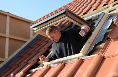 Pose de fenêtres de toit Velux à Jouqueviel